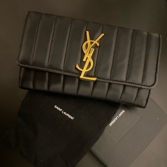 Yves Saint Laurent Vicky Quilted Large Wallet - Picture 7 of 15